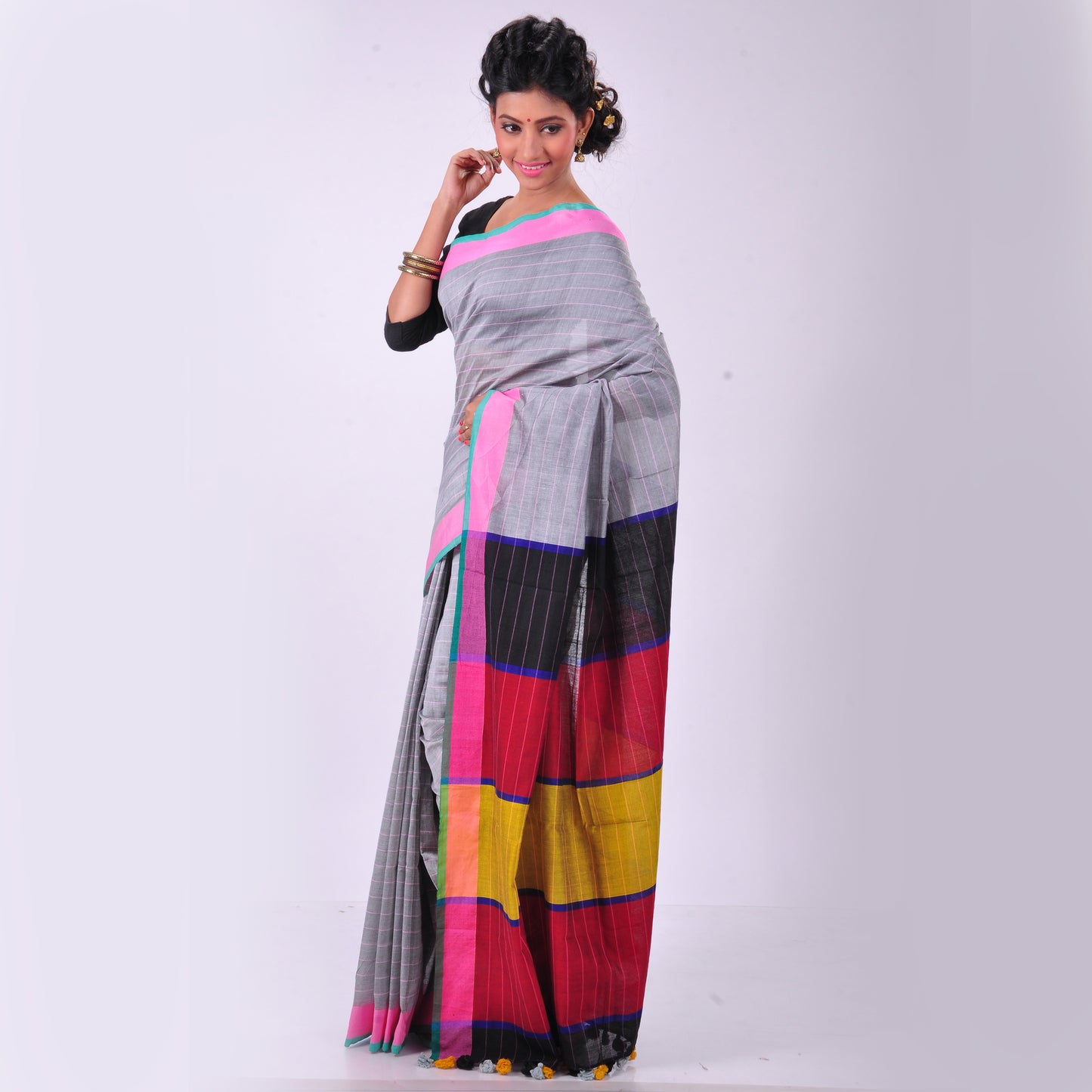 Grey handwoven cotton sari