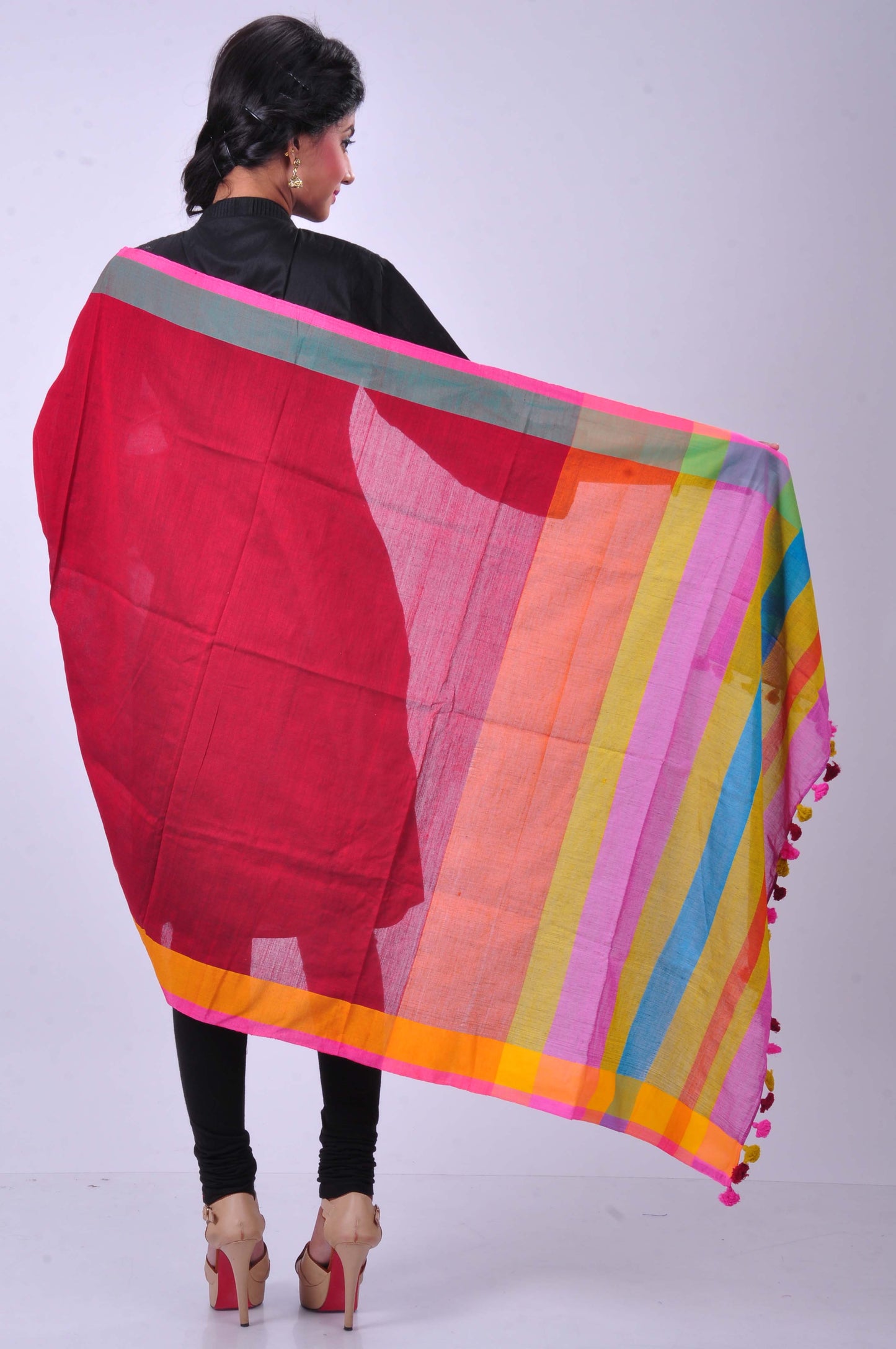 Red handwoven dupatta