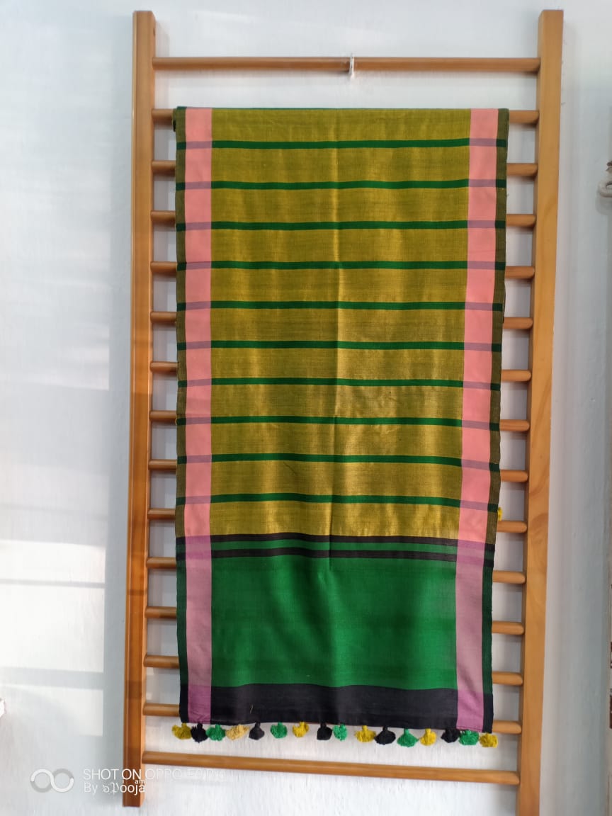 Yellow-green handwoven stole