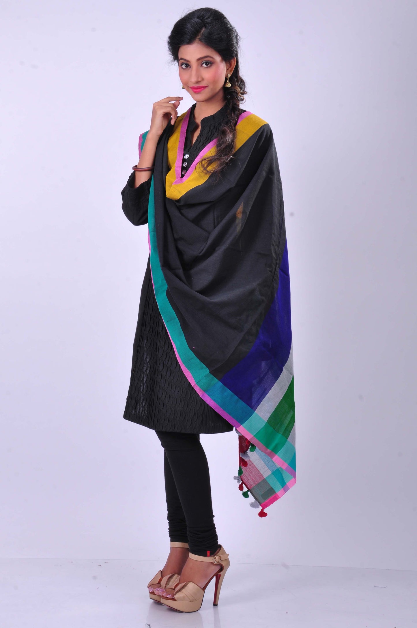 Black handwoven dupatta